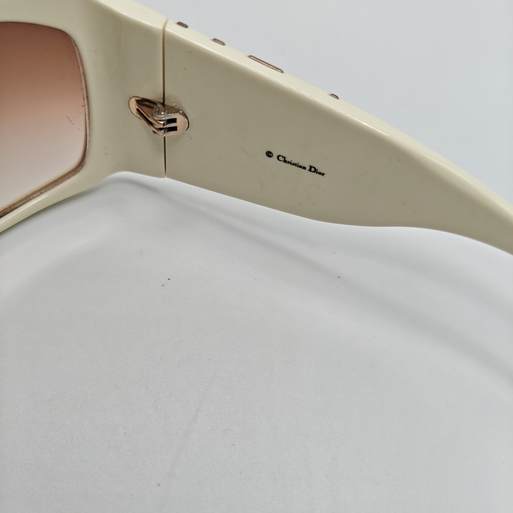 Christian Dior Rain 1 Ivory Frame & Brown Gradien Sunglasses with Gold Detailing - Picture 9 of 16